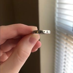 James Avery Retired Anchor Ring